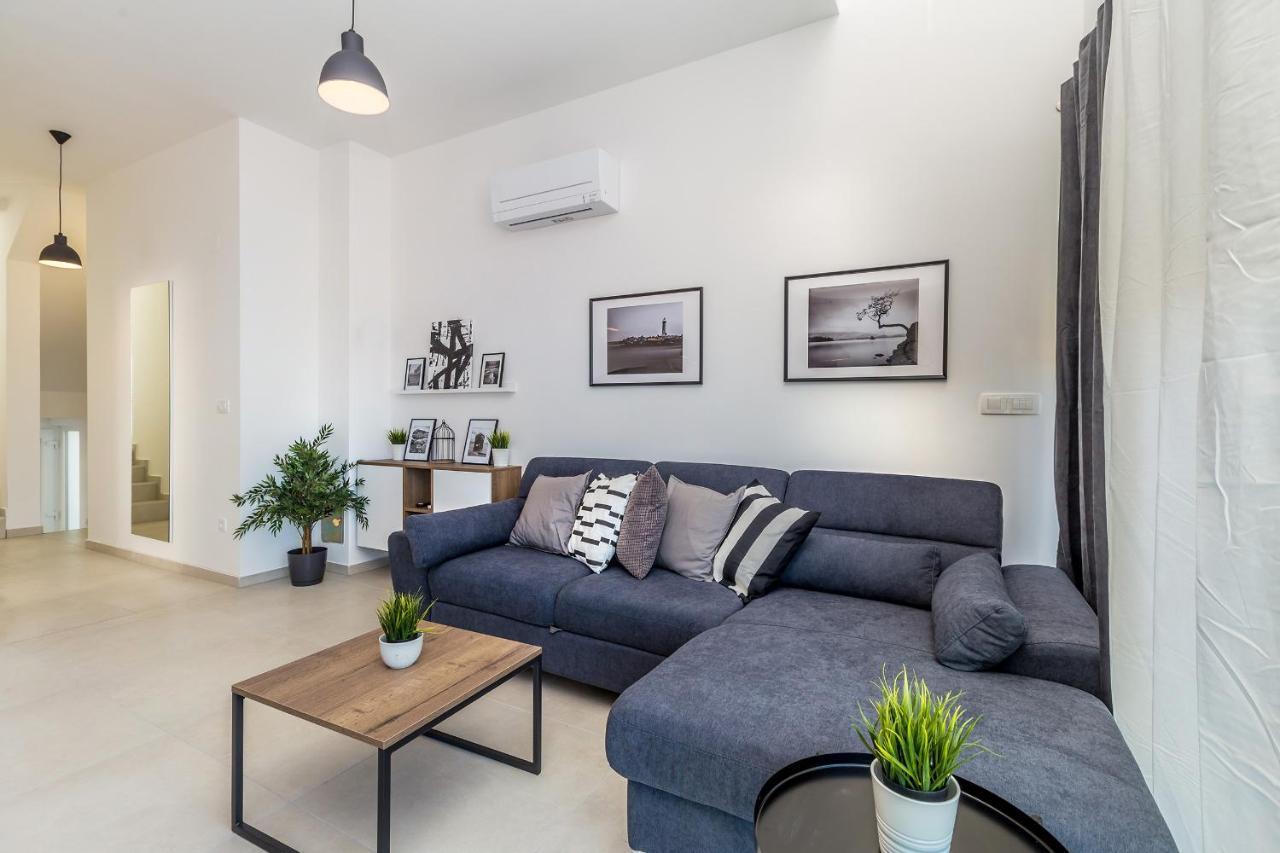 Apartments Solis Lacus Penthouse Нивице Екстериор снимка