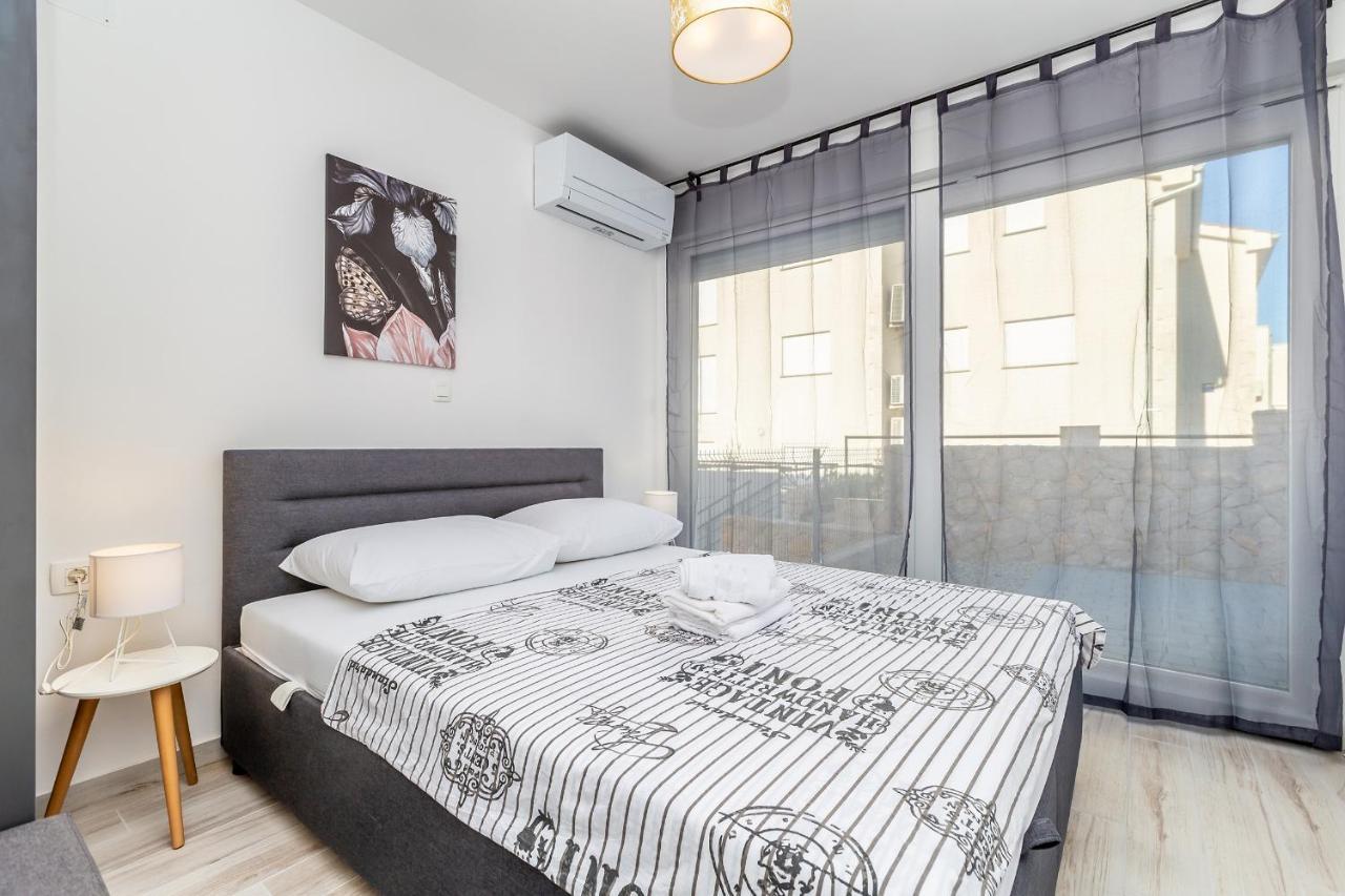 Apartments Solis Lacus Penthouse Нивице Екстериор снимка