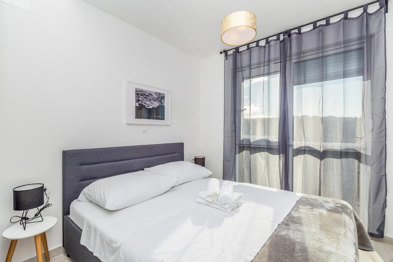 Apartments Solis Lacus Penthouse Нивице Екстериор снимка