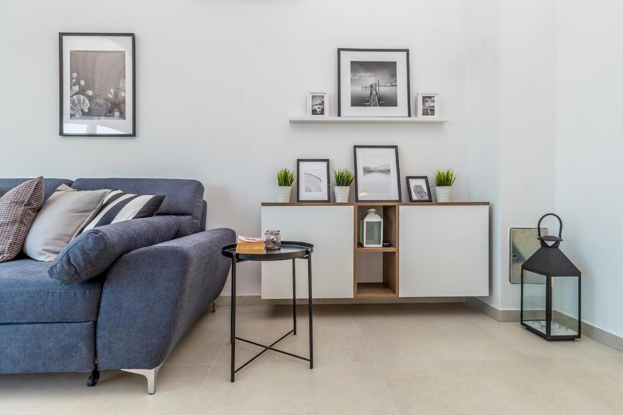 Apartments Solis Lacus Penthouse Нивице Екстериор снимка