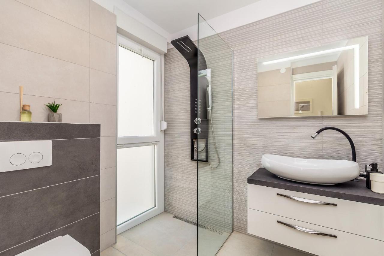 Apartments Solis Lacus Penthouse Нивице Екстериор снимка