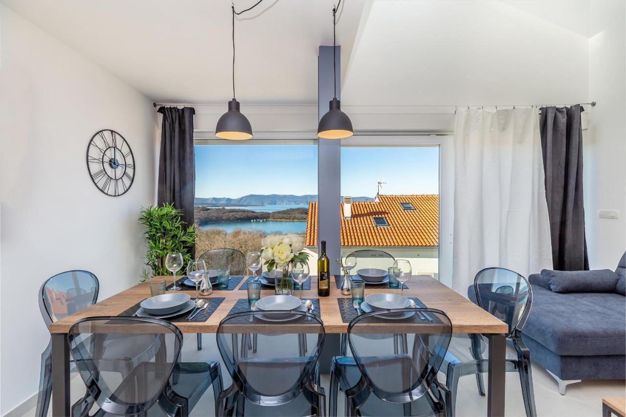 Apartments Solis Lacus Penthouse Нивице Екстериор снимка